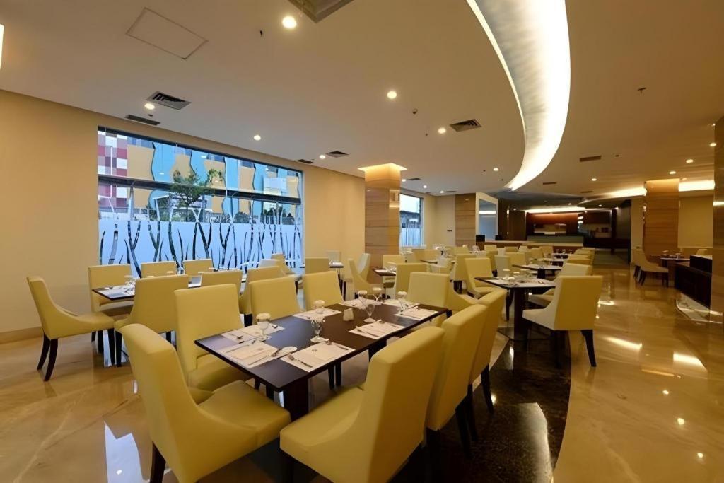 Hotel Falatehan Джакарта Экстерьер фото