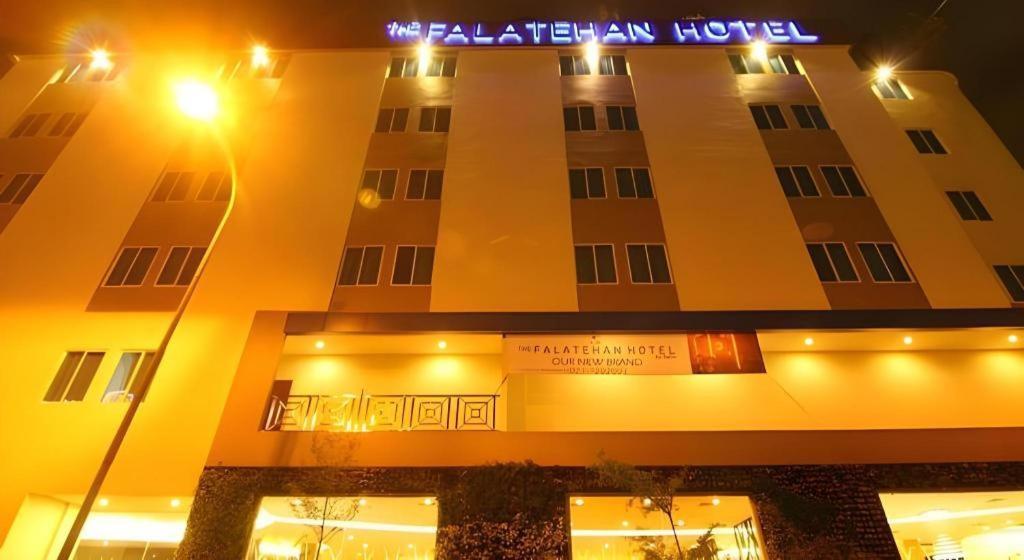 Hotel Falatehan Джакарта Экстерьер фото